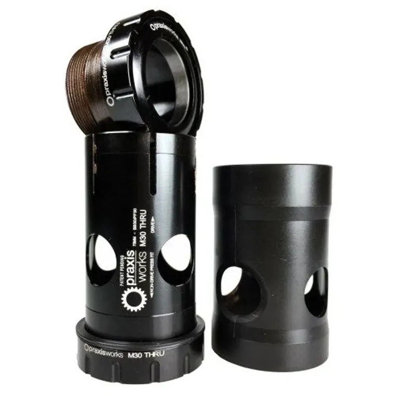 M30 Thru BSA Thread BB 68/ 73mm black