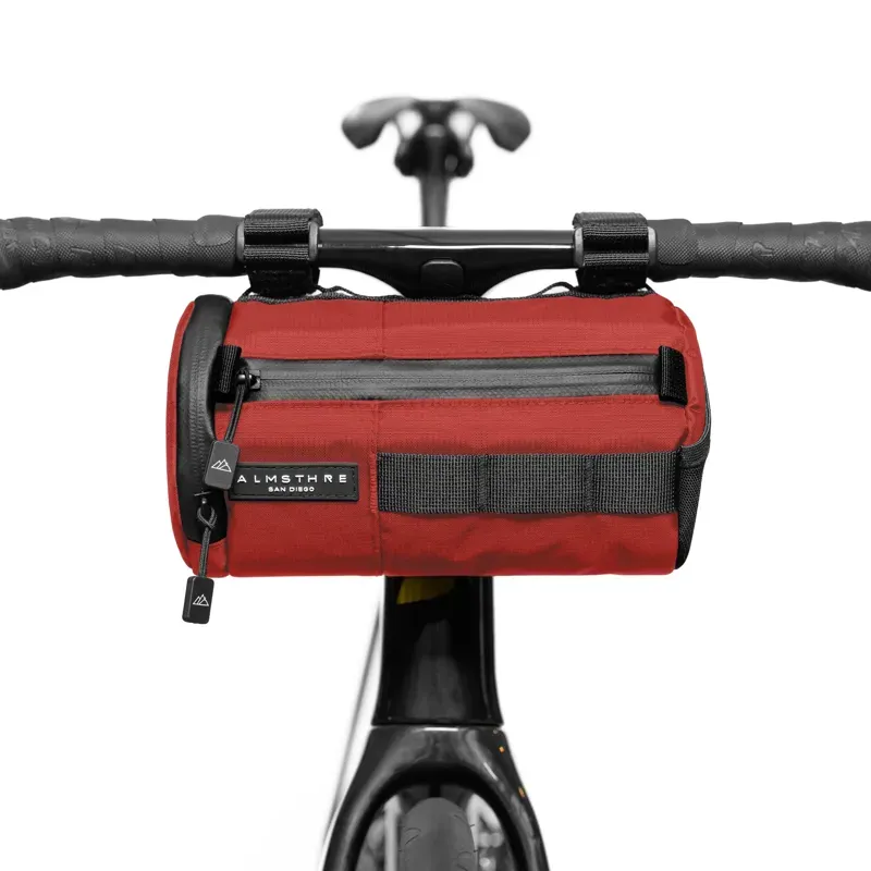 Almsthre Signature 7.5x4.5-inch 2-litre Bar Bag in Rust Red