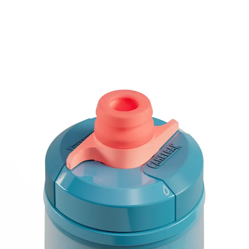 Camelbak Podium Chill 21oz Bike Bottle in Mercury Teal-2