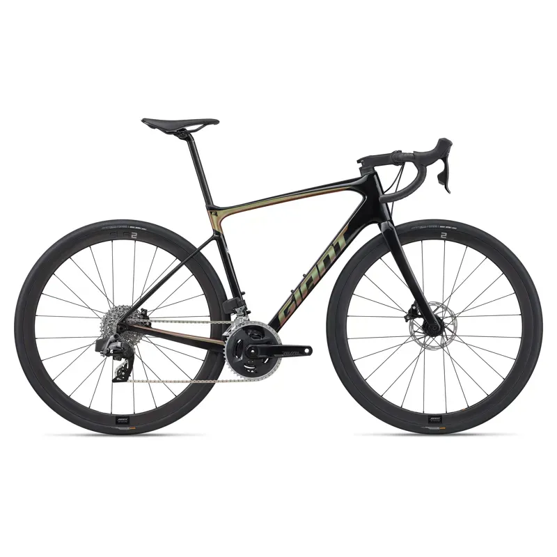 Giant Defy Advanced Pro 2 AXS Endurance Bike in Carbon/Messier