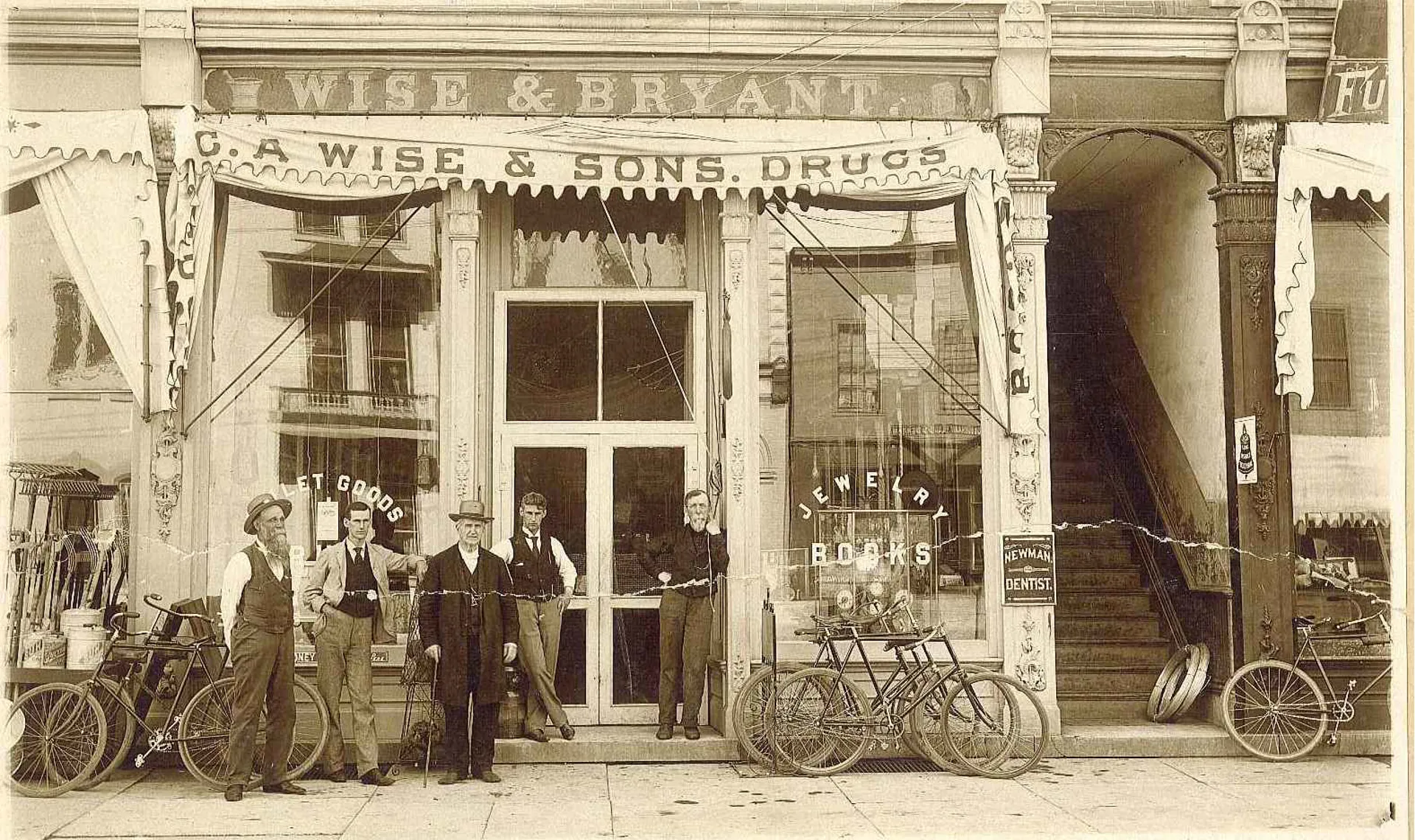 Wise & Bryant Drug Store