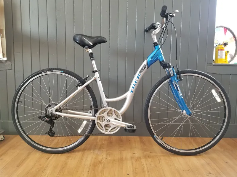 Usedbike Trek 7100 ST 16 Sil/Blu Preowned