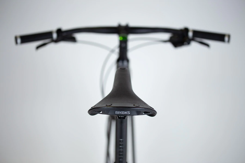 Roll CR:1 Cafe Racer in Charcoal / Black-2