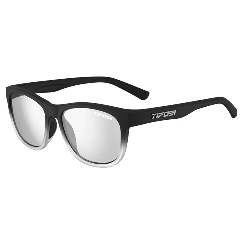 Tifosi Swank Fototec Single Lens Sunglasses in Black